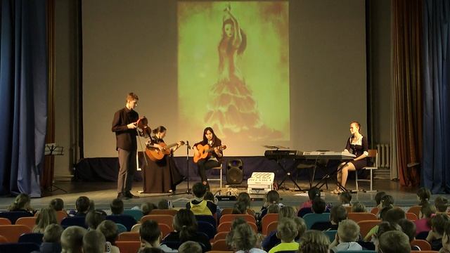 В Козлов Испанский танец, аранжировка Н Петровой смотреть онлайн