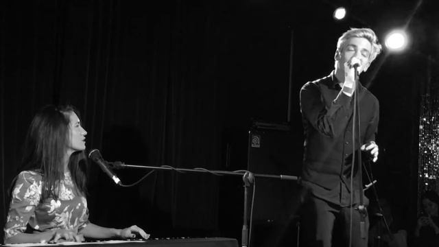 Мария Чайковская & Ес Соя - Люблю (24.04.2017) Клуб 16 тонн смотреть онлайн
