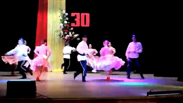 Ансамбль "Калинка", танец "Варенька" смотреть онлайн