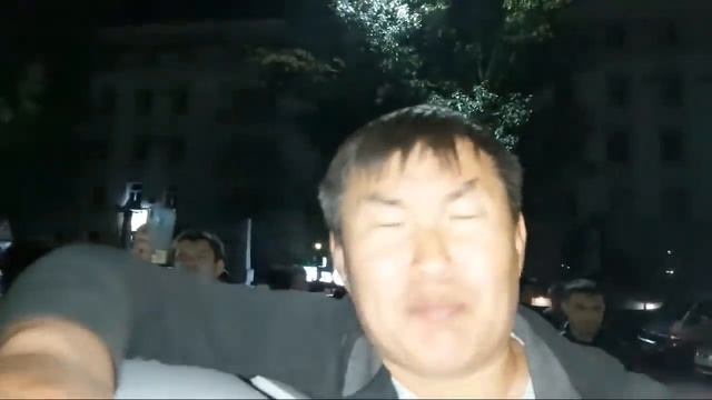 СРОЧНО!!! БУРЯТИЯ ВЫШЛА НА УЛИЦЫ! УЛАН УДЭ ПРОТИВ БЕСПРЕДЕЛА ВЫБОРЫ 2019 ПОЛИЦИЯ ШАМАН смотреть онлайн