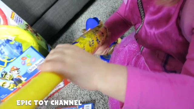 GIANT PAW PATROL Surprise with Paw Patrol Surprise Eggs, Paw Patrol Blind Bag & New Paw Patrol Toys смотреть онлайн