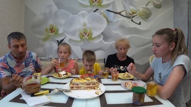 МУКБАНГ ОБЕЩАННЫЙ ТОРТИК К ВЫПИСКЕ ПАШУЛИ! #мукбанг #mukbang смотреть онлайн