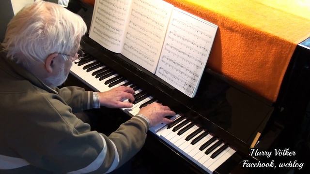 CARAVAN - DUKE ELLINGTON - piano - Harry Völker смотреть онлайн