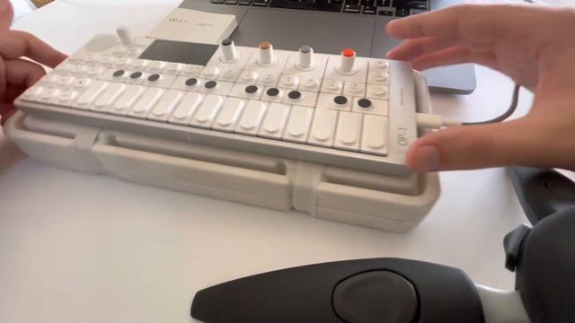 OP-1 Field (First Impressions/Answering some questions) смотреть онлайн