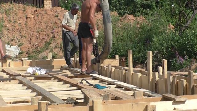 Строительство бассейна, отделанного пленкой ПВХ смотреть онлайн
