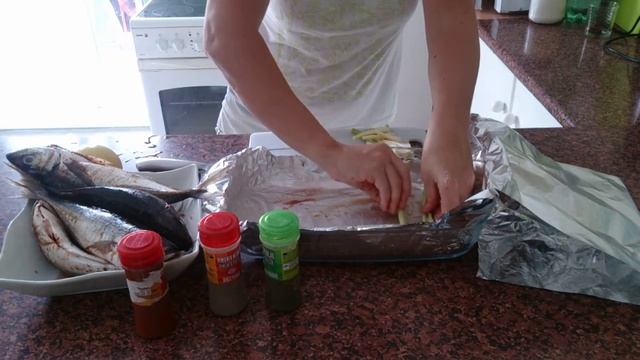 Сочная ставрида в духовке смотреть онлайн