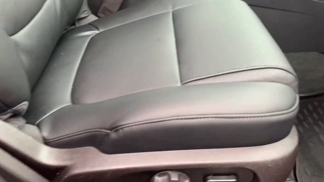 Перетяжка сидений тканевого салона Форд Эксплорер в искусственную кожу смотреть онлайн