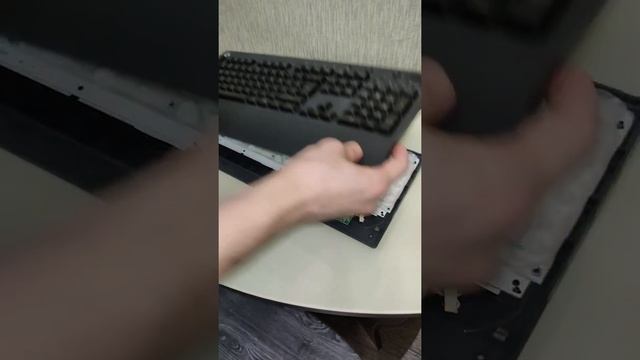 Клавиатура Logitech G213 разбор#shorts смотреть онлайн