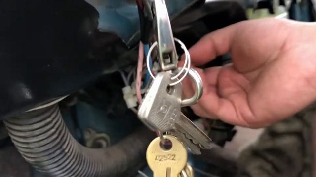 Сельский автозвук, в крутой сельской машине. смотреть онлайн