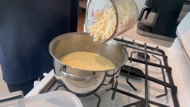 Душевный суп с брокколи и сыром смотреть онлайн