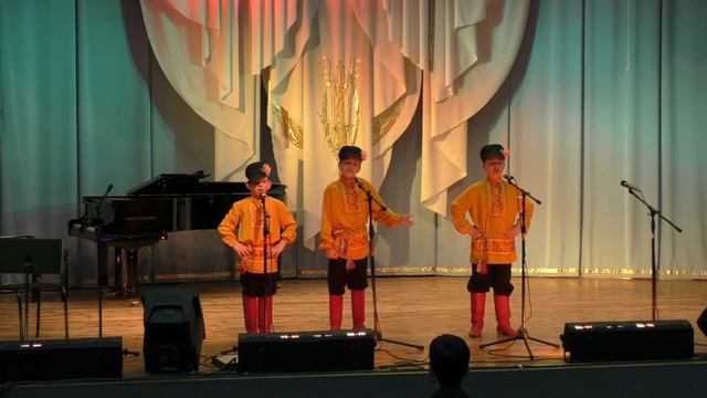 АНС. "СВЕТОЧ" - "СОЛДАТУШКИ" (НАРОДНАЯ СТРОЕВАЯ) 2015. смотреть онлайн