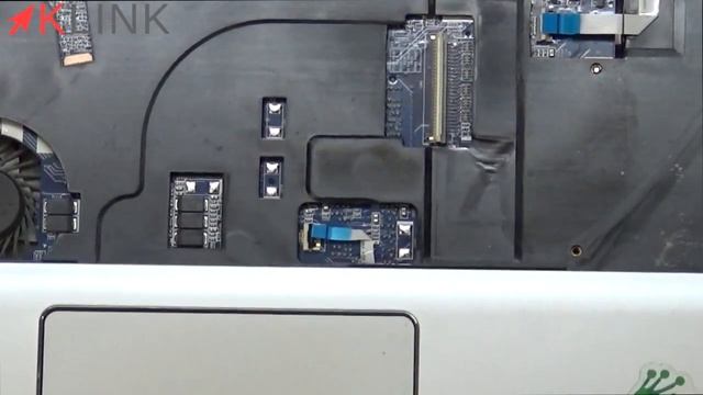 Comment démonter un PC portable Sony Vaio SVE1511A1E/W смотреть онлайн