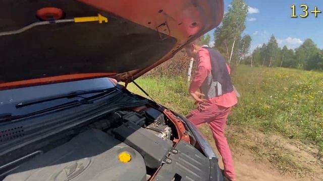 BROKEN Russian sports car LADA VESTA VS Mechanic Mr. Nick in a Car SERVICE | fun race 13+ смотреть онлайн