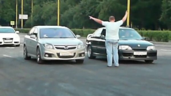 Lotus Omega 3.8t vs Vectra C 2.8t