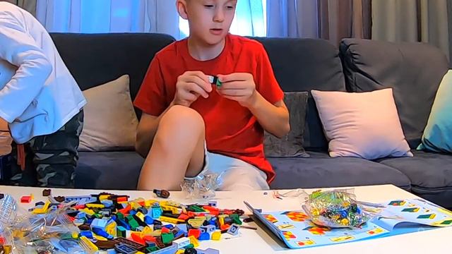 0+ Lego Harry Potter / Лего Гарри Поттер / Quidditch / Квиддич / Lego vs Bella смотреть онлайн