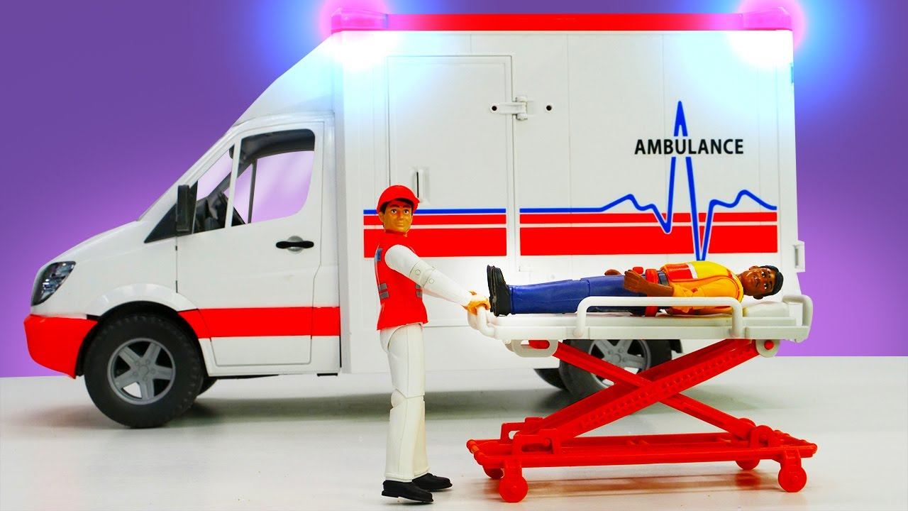 Машинки-помощники и плотина: служба доставки попала в аварию! Развивающие игрушки и Герои в Масках смотреть онлайн