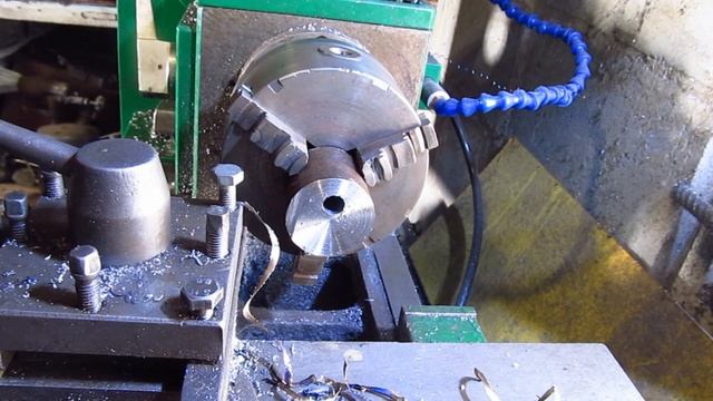 Самодельная гайка для тисков, резьба трапеция шаг 4. смотреть онлайн