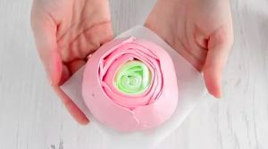 БЕЗЕ - ранункулюсы ☆ СОВЕТЫ для ИДЕАЛЬНОЙ меренги.mp4