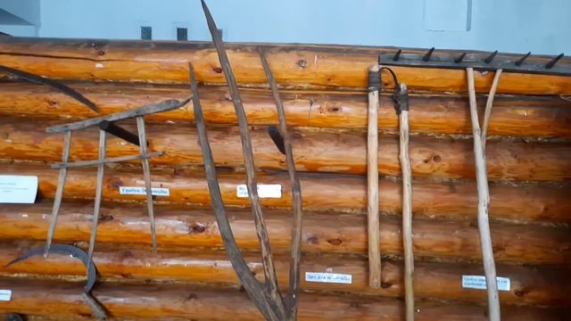 Знакомство с экспозицией: "Ручные орудия труда крестьян" смотреть онлайн