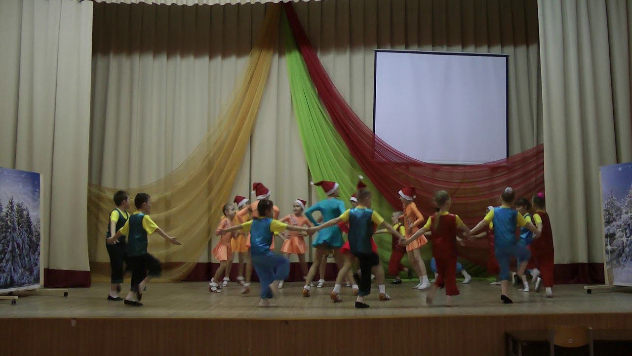 Поздравление с Новым Годом. Младшие ансамбля Реверанс. 2020 г. смотреть онлайн