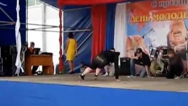 Break Dance в Пушкино: тренер Руслан - школа Айседора смотреть онлайн