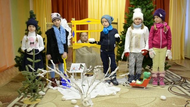 А Фет Мама, глянь ка из окошка смотреть онлайн