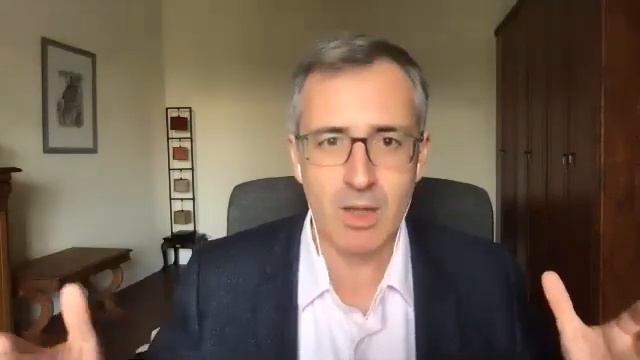 Prof. Sergei Guriev talks about Pandemics, Informational Autocracy & The Future of Liberal Societie смотреть онлайн