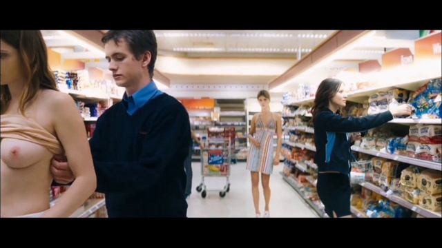 Man Freezes Time So He Can Appreciate The Female Body and Then ... смотреть онлайн