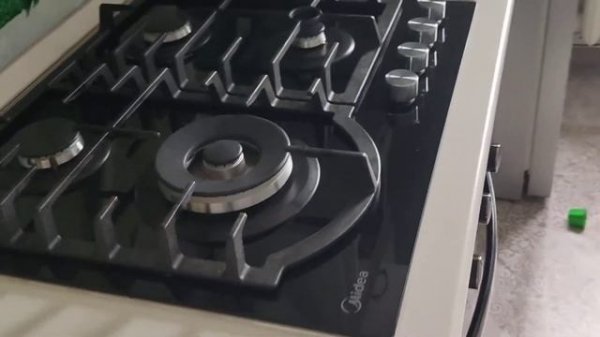 Газовая варочная панель Midea. Плюсы и минусы.