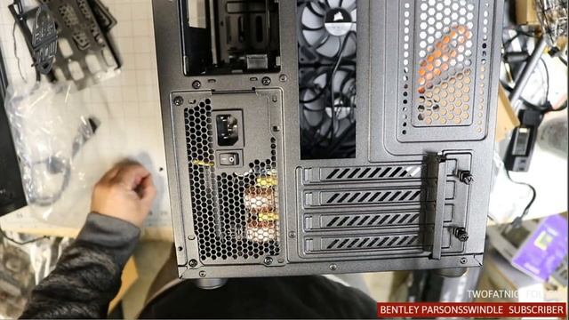 CORSAIR CRYSTAL 280X RGB смотреть онлайн