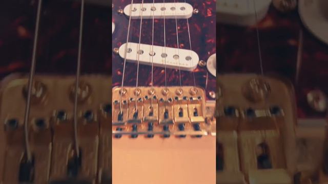 2010 Fender Deluxe Player Stratocaster (Made in Mexico) #stratocaster #fender #electricguitar #mim смотреть онлайн