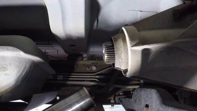 1997-2003 Ford F150 Driveshaft removal and lubrication - Acceleration lurch