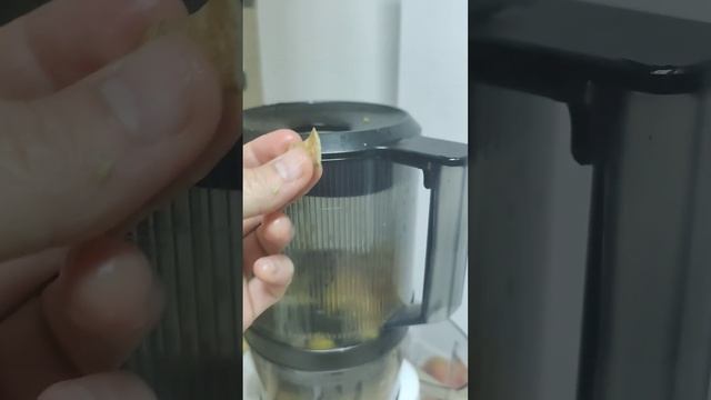 Ананасовый сок из маленького ананаса , шнековая соковыжималка NAMA смотреть онлайн