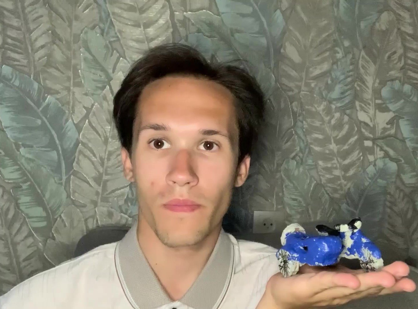 Один поздних мотоциклов СССР: леплю модель ИМЗ-8.103 смотреть онлайн