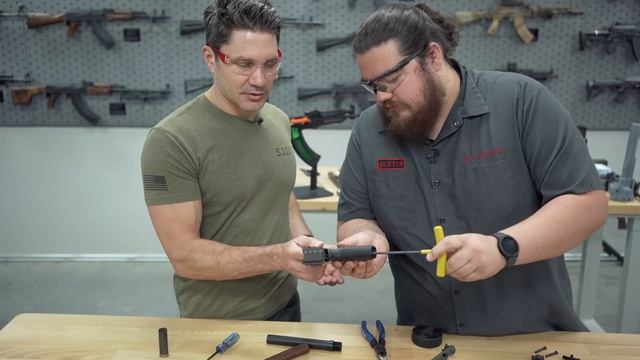 What is the Ultimate Urban AK-47? (Part 1) смотреть онлайн
