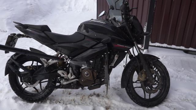 Видеозарисовки. Bajaj Pulsar NS200 и русская зима. Часть II. смотреть онлайн