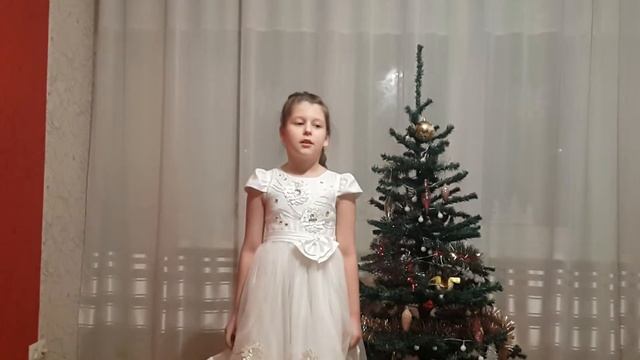Анастасия Верхотурова читает произведение «На севере диком стоит одиноко…» М. Ю. Лермонтова смотреть онлайн