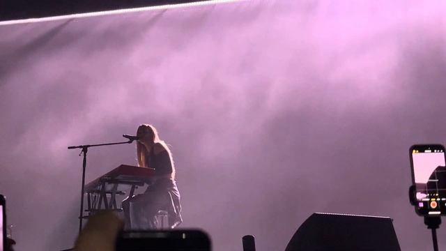 Mary Gu - Магнолия 20 10 2023 Москва Vk Stadium смотреть онлайн