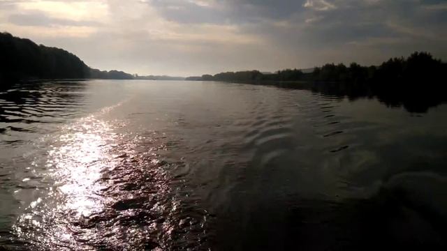 Троллинг на р.Ока под Рязанью рыбы нет спим. смотреть онлайн