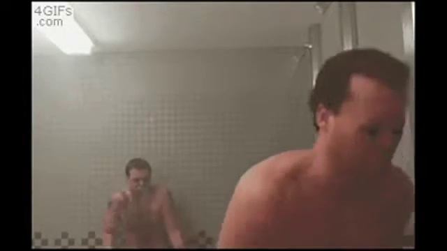 Мощный чих смотреть онлайн