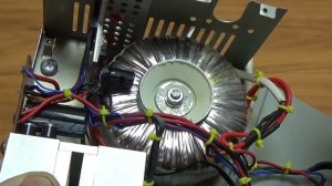 Простой регулируемый блок питания 0-30В