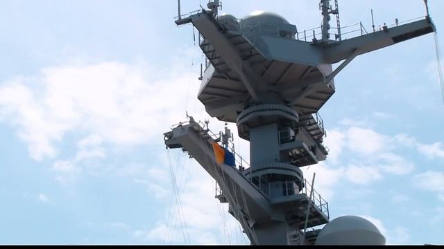 New Navy Secretary has guarded words of praise for USS Ford смотреть онлайн