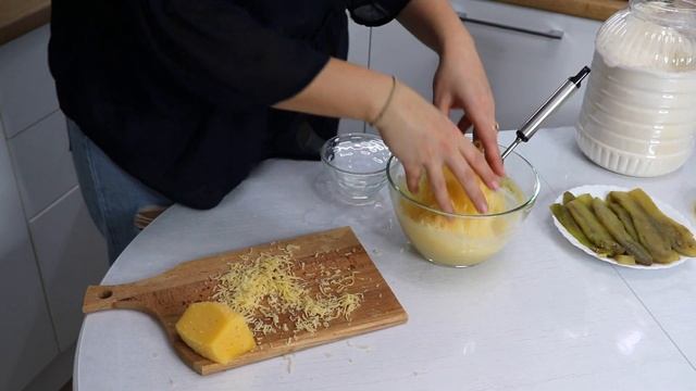 ШНИЦЕЛЬ ИЗ БАКЛАЖАНОВ в хрустящей панировке и сырном кляре, НЕ ОТЛИЧИШЬ ОТ МЯСА! МАМА ГНОМОВ смотреть онлайн