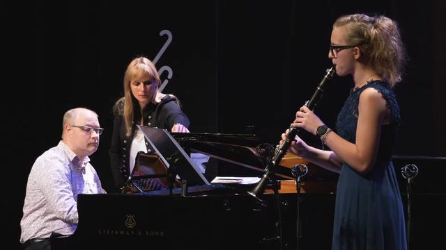 Street Tango - Astor Piazzolla door Margo Chanoine (Clarinette) - USM смотреть онлайн