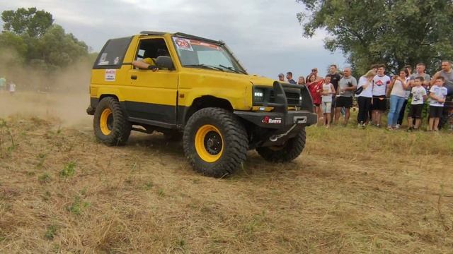 джип-триал город Речица август 2022 года гонка OFF road на выживание самоделкины кастом тачки бьют смотреть онлайн