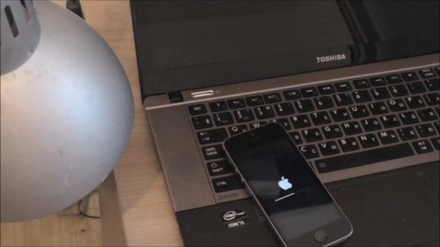 Вышло последнее крупное обновление iOS 12.5.4 на iPhone 5s смотреть онлайн