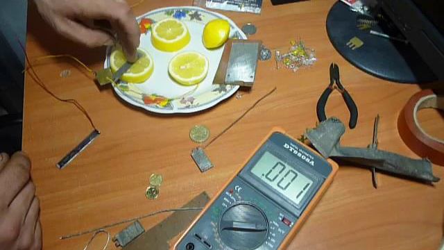Батарейка из одного лимона смотреть онлайн