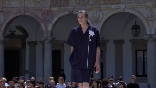 Valentino Menswear Spring/Summer 2024 Milan смотреть онлайн