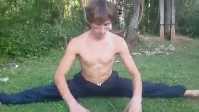 Брюс Ли из Российской деревни.mp4 смотреть онлайн