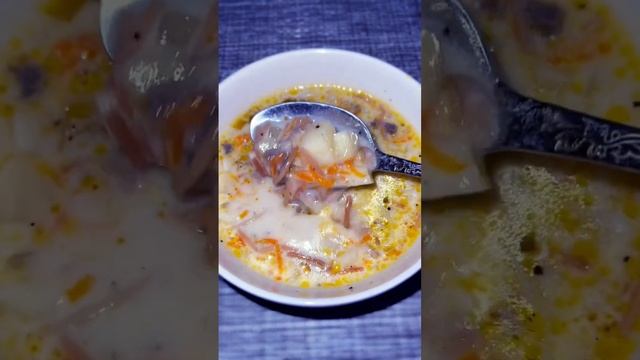 Сырный суп с лапшой и шампиньонами ?